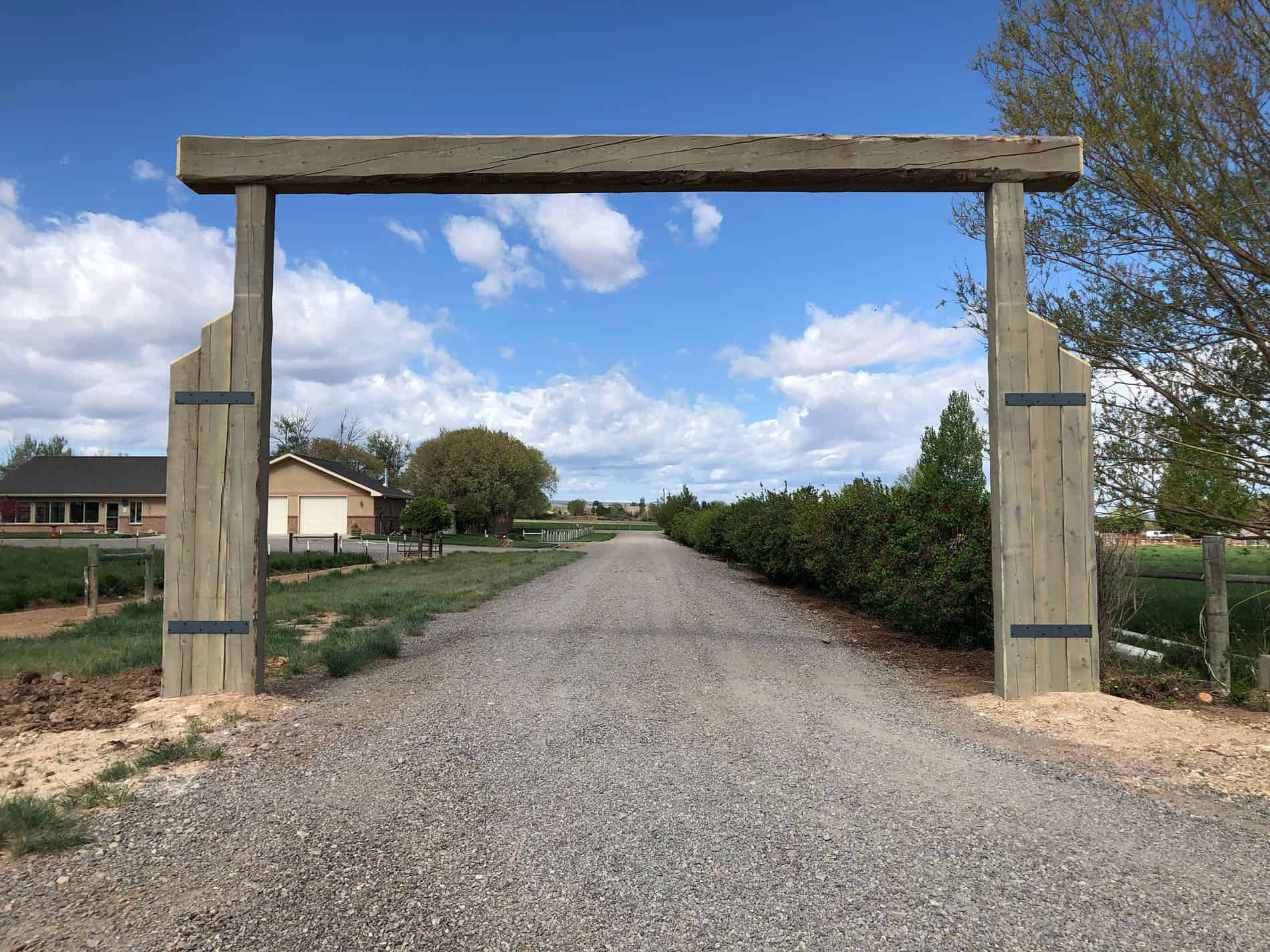 The finished example to another timber driveway entrance